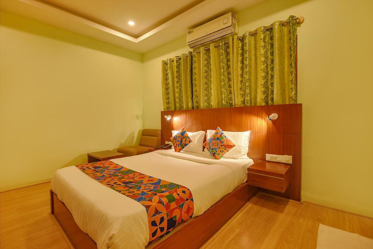Fabhotel The Btm Palace - Btm Layout Nr Gopalan Innovation Mall Бангалор Экстерьер фото